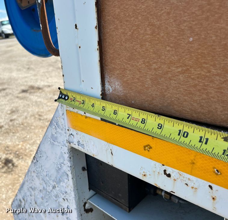 image for item EG1573 2012 Freightliner  Business Class M2 utility / service truck