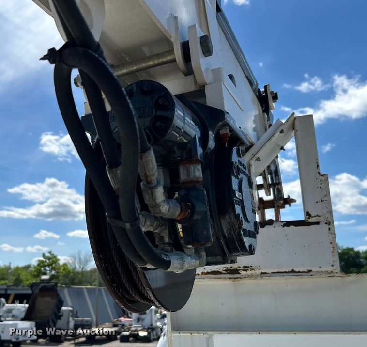 image for item EG1573 2012 Freightliner  Business Class M2 utility / service truck