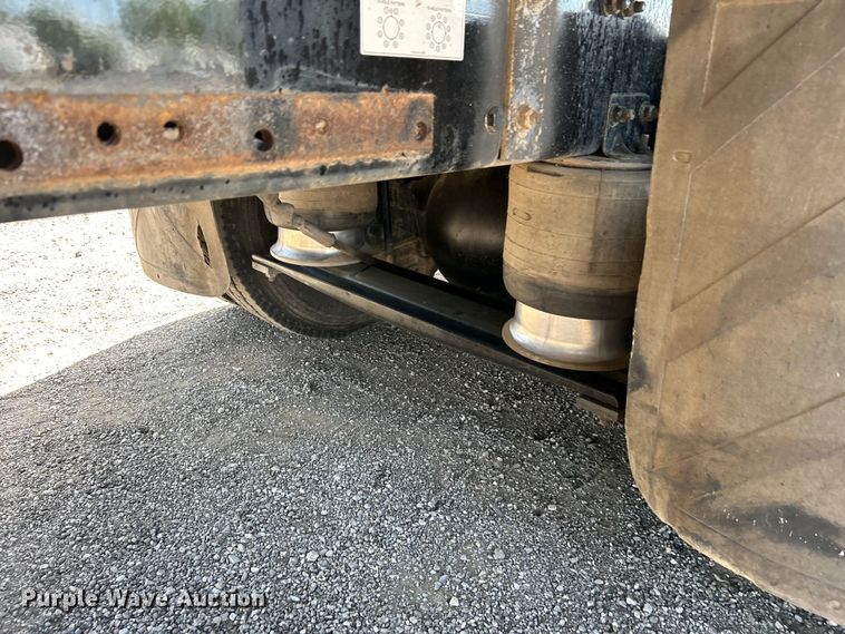 image for item EG1573 2012 Freightliner  Business Class M2 utility / service truck