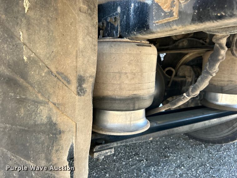 image for item EG1573 2012 Freightliner  Business Class M2 utility / service truck