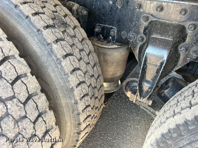 image for item EG1573 2012 Freightliner  Business Class M2 utility / service truck