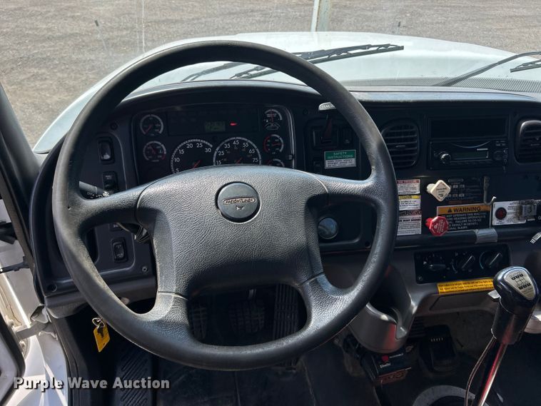 image for item EG1573 2012 Freightliner  Business Class M2 utility / service truck