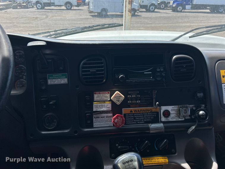 image for item EG1573 2012 Freightliner  Business Class M2 utility / service truck