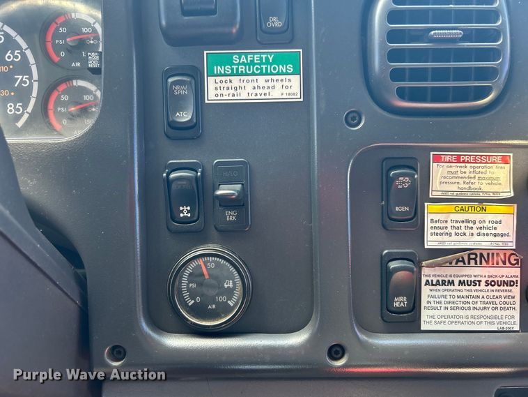 image for item EG1573 2012 Freightliner  Business Class M2 utility / service truck