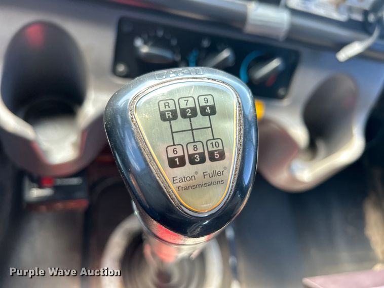 image for item EG1573 2012 Freightliner  Business Class M2 utility / service truck