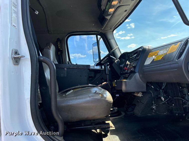 image for item EG1573 2012 Freightliner  Business Class M2 utility / service truck