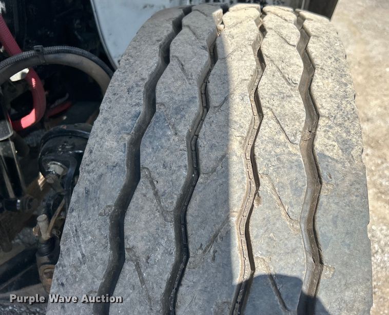 image for item EG1573 2012 Freightliner  Business Class M2 utility / service truck