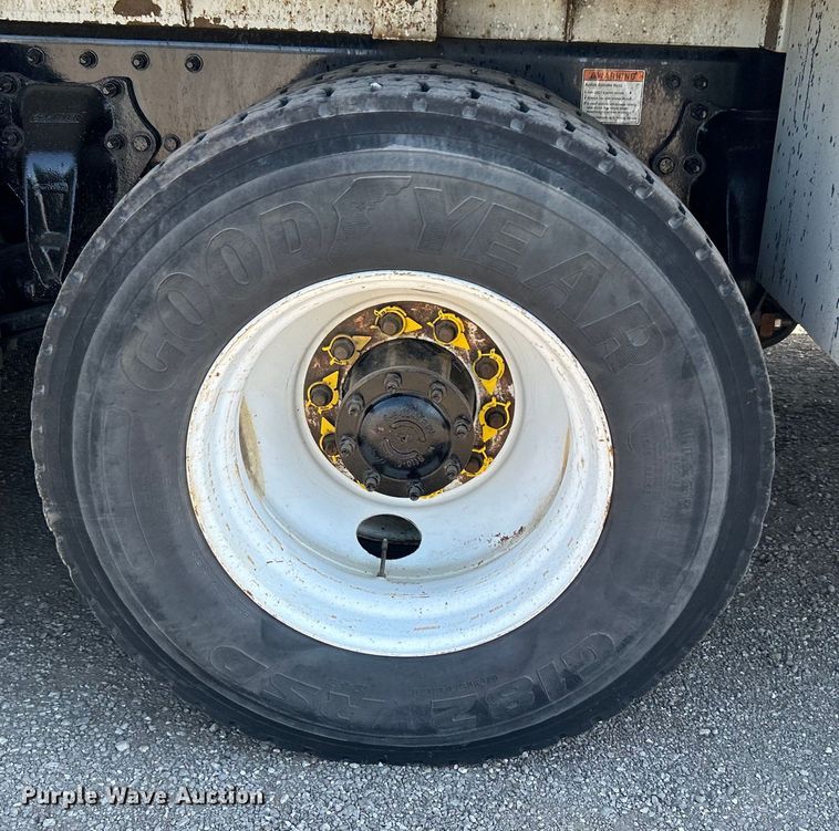 image for item EG1573 2012 Freightliner  Business Class M2 utility / service truck