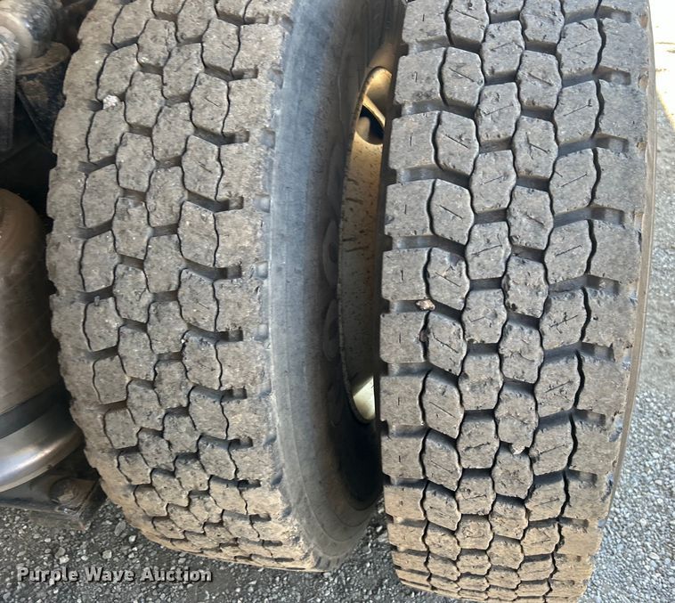 image for item EG1573 2012 Freightliner  Business Class M2 utility / service truck