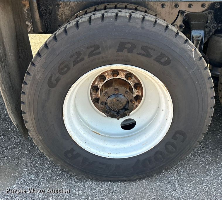 image for item EG1573 2012 Freightliner  Business Class M2 utility / service truck