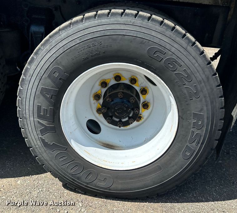 image for item EG1573 2012 Freightliner  Business Class M2 utility / service truck