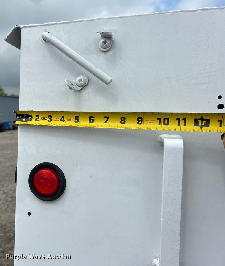 image for item EG1597 2004 Ford F650 Super Duty utility / service truck