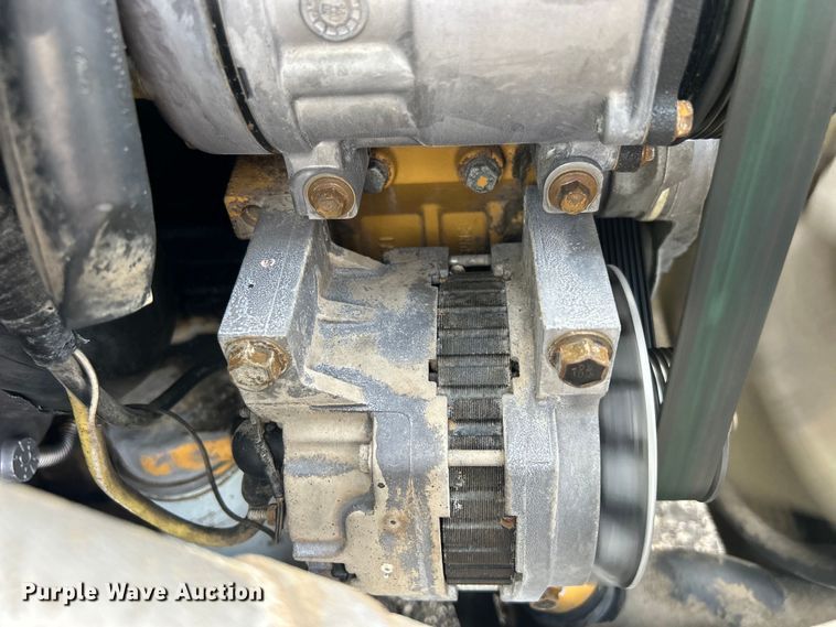 image for item EG1597 2004 Ford F650 Super Duty utility / service truck