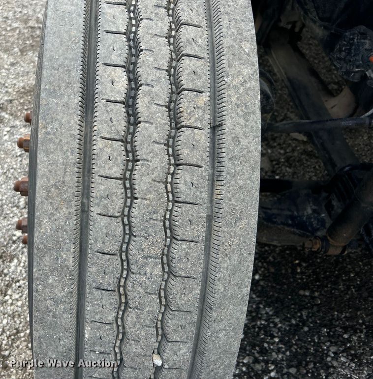 image for item EG1597 2004 Ford F650 Super Duty utility / service truck