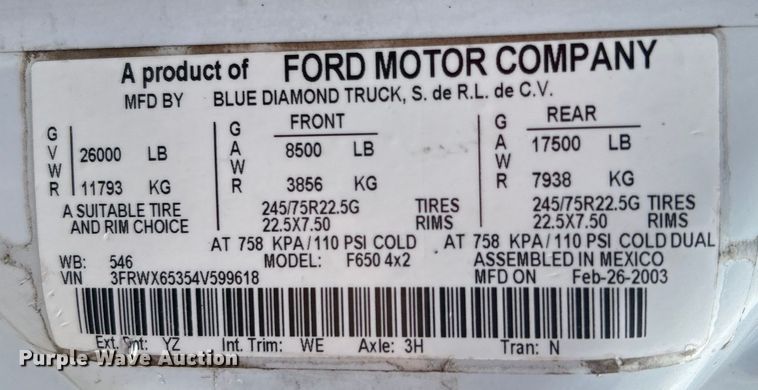 image for item EG1597 2004 Ford F650 Super Duty utility / service truck