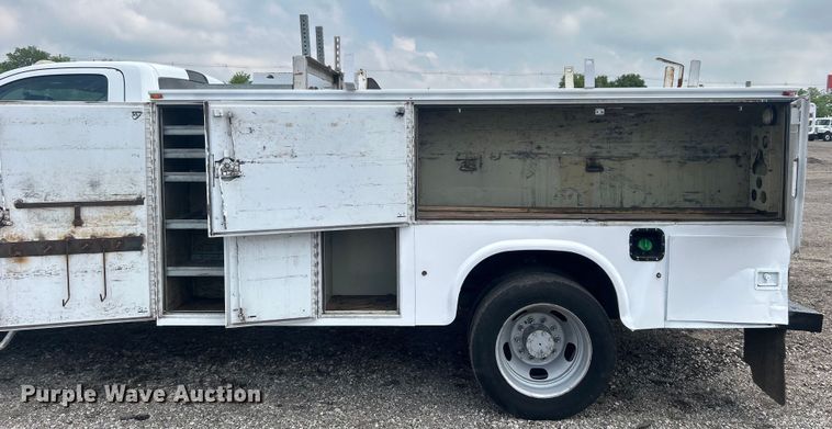 image for item EG1599 2011 Dodge Ram 4500HD utility / service truck