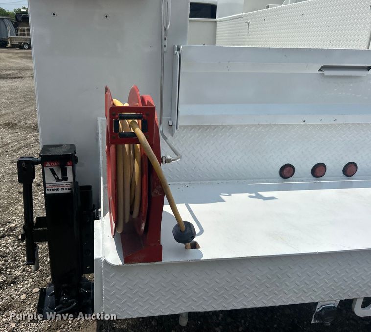 image for item EG1603 2012 Ford F450 Super Duty SuperCab utility / service truck