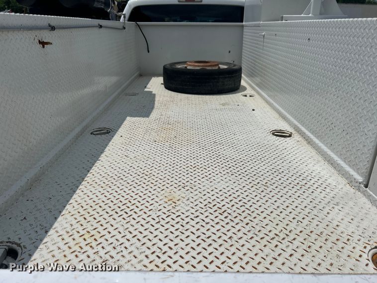 image for item EG1603 2012 Ford F450 Super Duty SuperCab utility / service truck