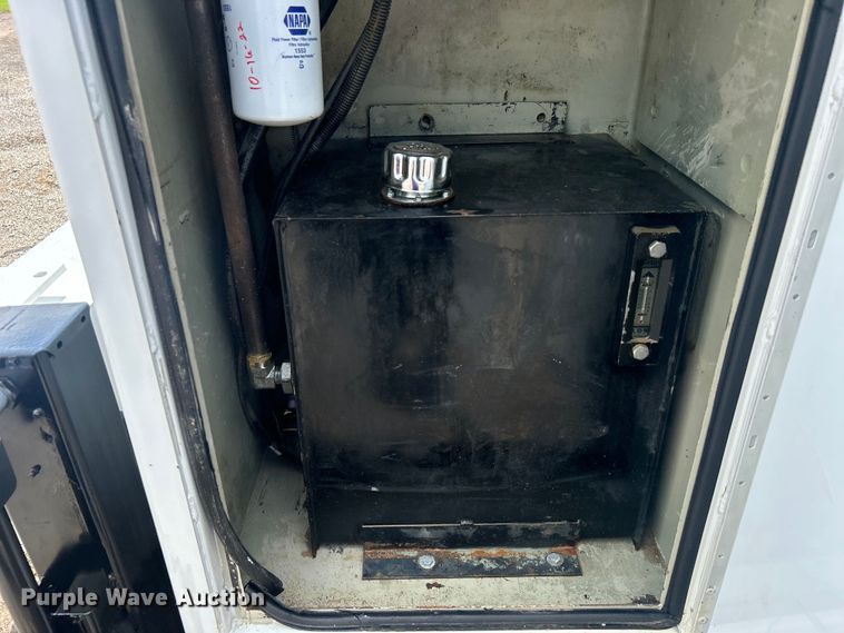 image for item EG1603 2012 Ford F450 Super Duty SuperCab utility / service truck