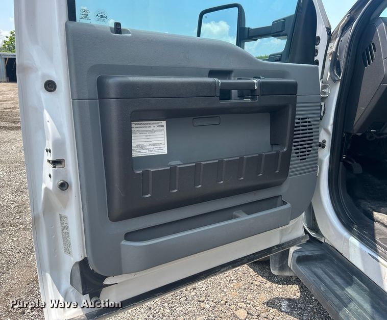 image for item EG1603 2012 Ford F450 Super Duty SuperCab utility / service truck