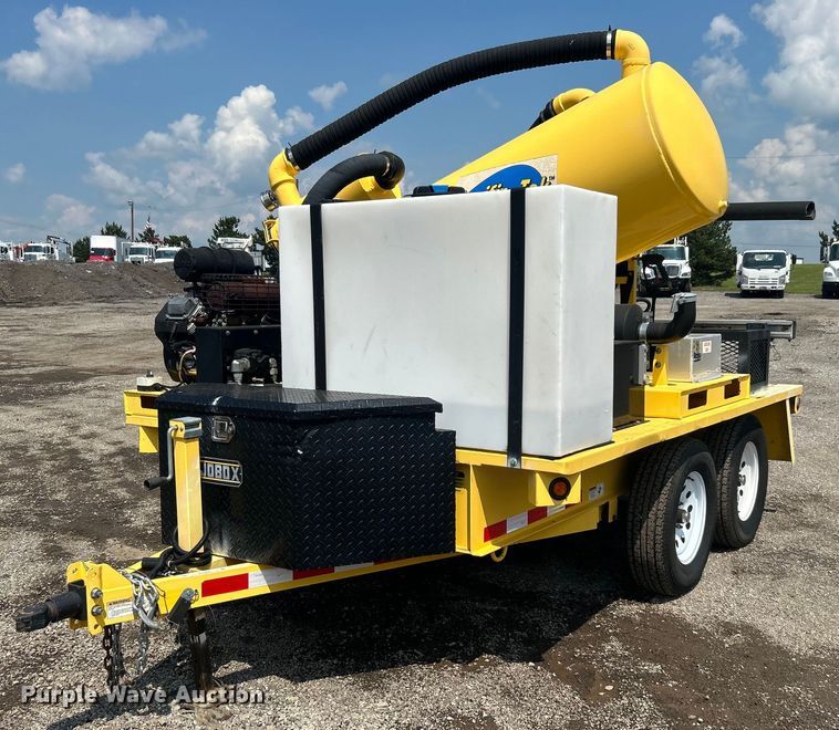 image for item EG1604 2015 Pacific Tek PV220 vacuum excavator