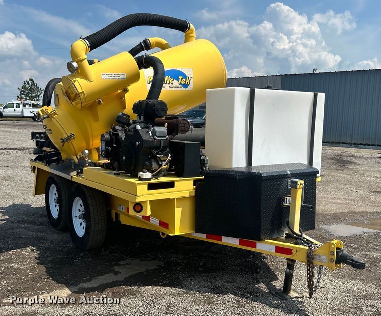 image for item EG1604 2015 Pacific Tek PV220 vacuum excavator