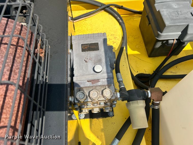 image for item EG1604 2015 Pacific Tek PV220 vacuum excavator