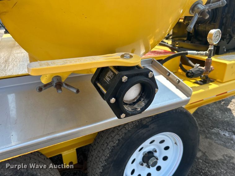 image for item EG1604 2015 Pacific Tek PV220 vacuum excavator