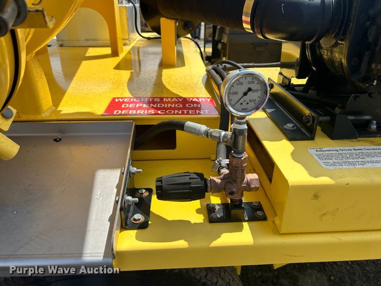 image for item EG1604 2015 Pacific Tek PV220 vacuum excavator