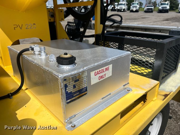 image for item EG1604 2015 Pacific Tek PV220 vacuum excavator