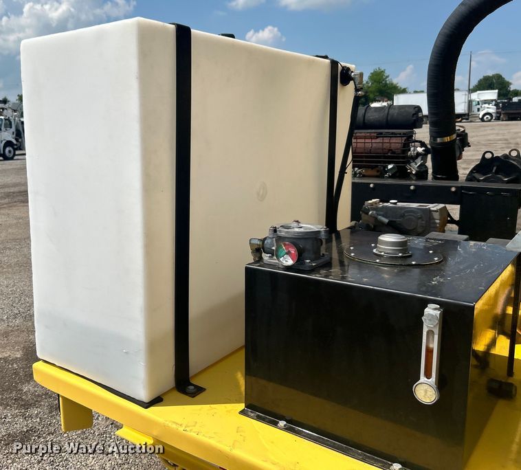 image for item EG1604 2015 Pacific Tek PV220 vacuum excavator