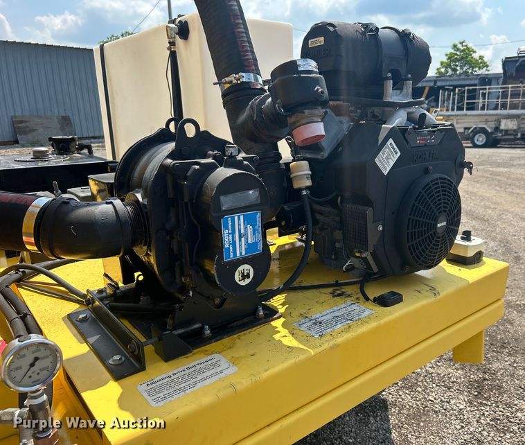 image for item EG1604 2015 Pacific Tek PV220 vacuum excavator