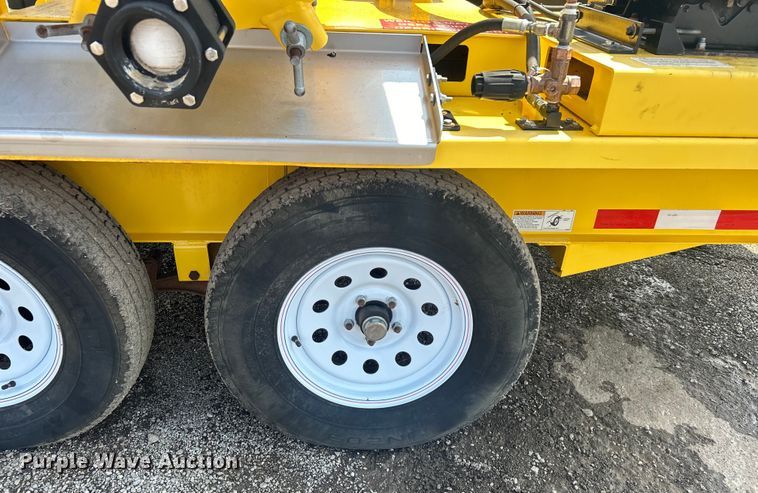 image for item EG1604 2015 Pacific Tek PV220 vacuum excavator