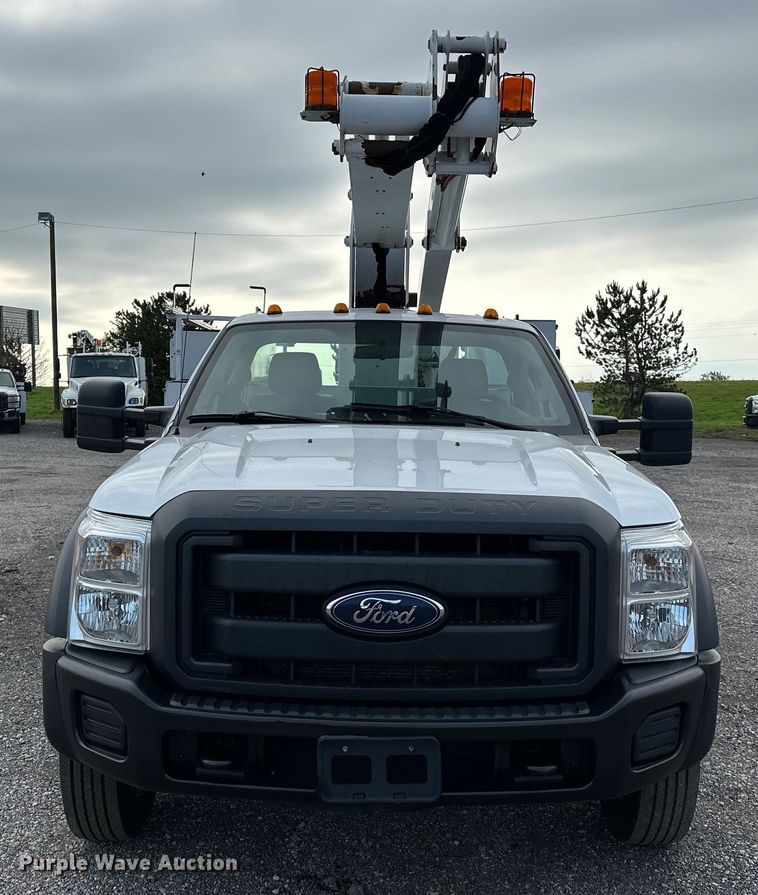 image for item EG1611 2012 Ford F450 Super Duty bucket truck