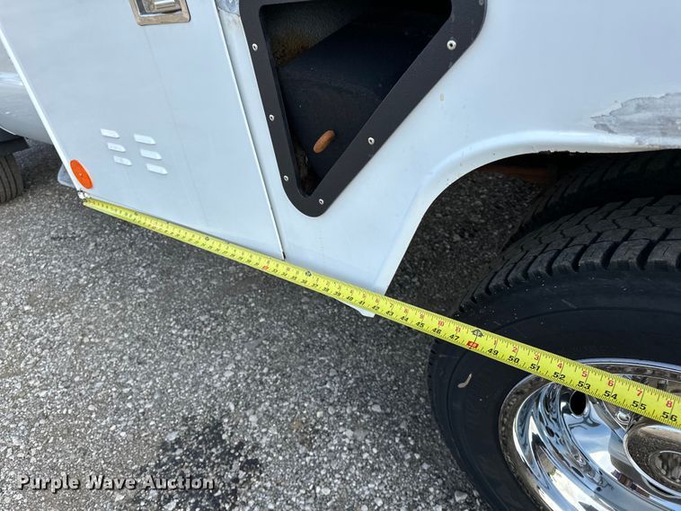 image for item EG1611 2012 Ford F450 Super Duty bucket truck