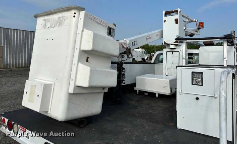 image for item EG1611 2012 Ford F450 Super Duty bucket truck