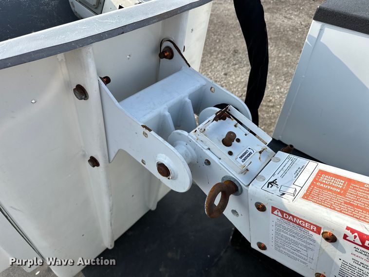 image for item EG1611 2012 Ford F450 Super Duty bucket truck