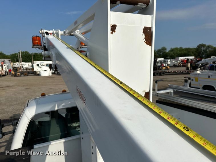 image for item EG1611 2012 Ford F450 Super Duty bucket truck