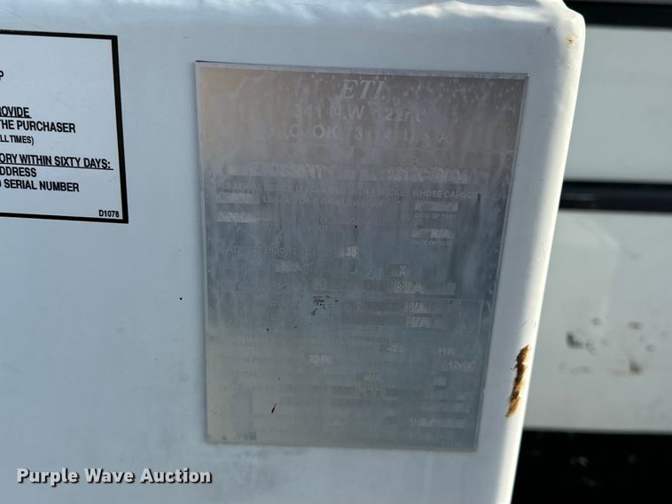 image for item EG1611 2012 Ford F450 Super Duty bucket truck