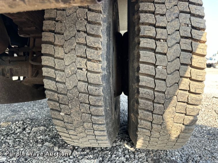 image for item EG1611 2012 Ford F450 Super Duty bucket truck