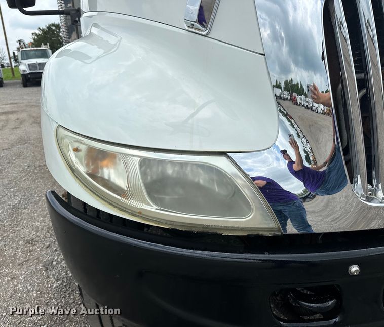 image for item EG1620 2006 International  4300 SBA utility / service truck