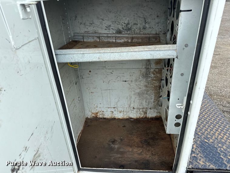 image for item EG1620 2006 International  4300 SBA utility / service truck