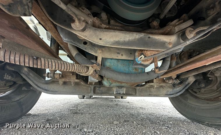 image for item EG1620 2006 International  4300 SBA utility / service truck