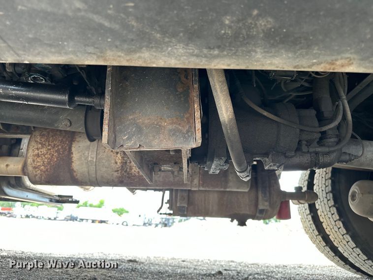 image for item EG1620 2006 International  4300 SBA utility / service truck