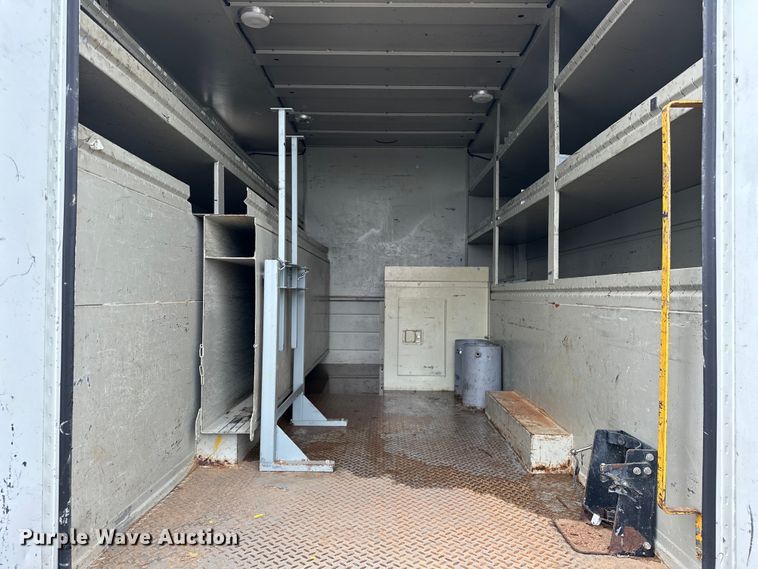 image for item EG1620 2006 International  4300 SBA utility / service truck