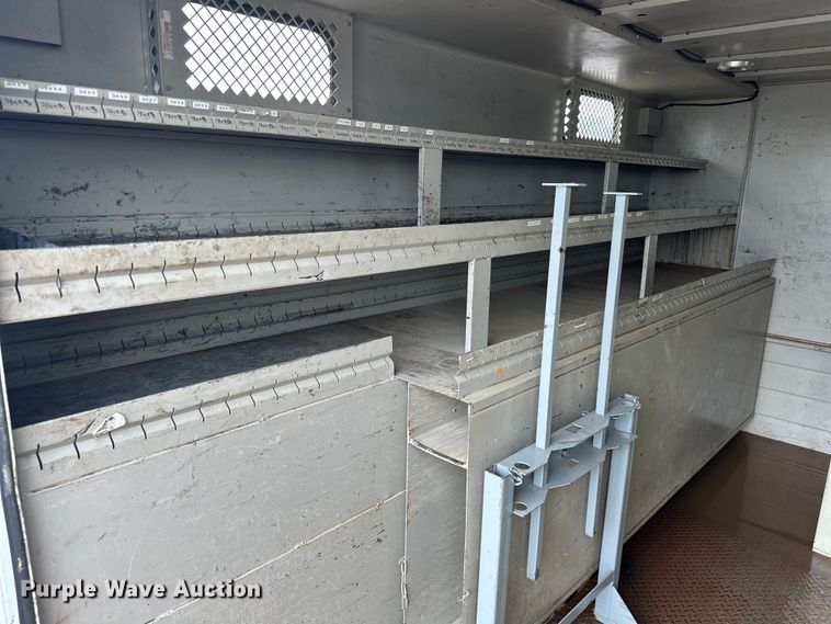 image for item EG1620 2006 International  4300 SBA utility / service truck