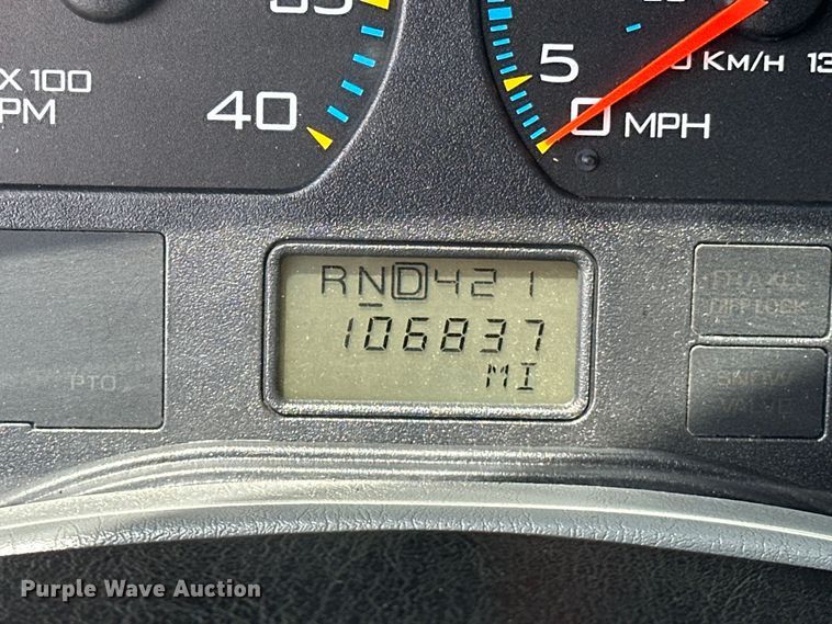 image for item EG1620 2006 International  4300 SBA utility / service truck