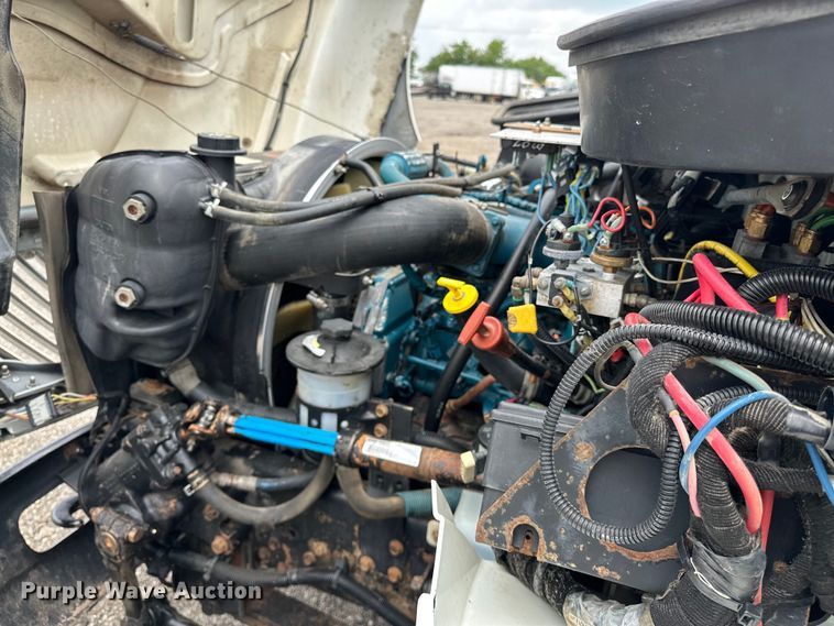 image for item EG1620 2006 International  4300 SBA utility / service truck