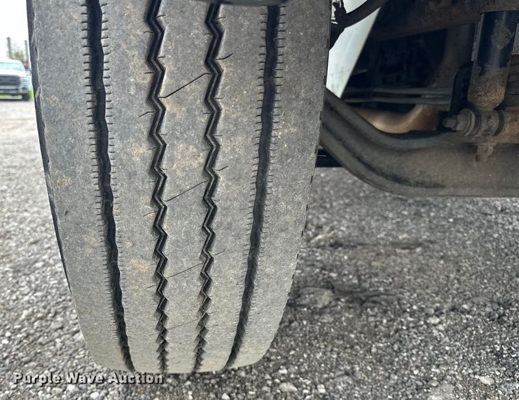 image for item EG1620 2006 International  4300 SBA utility / service truck