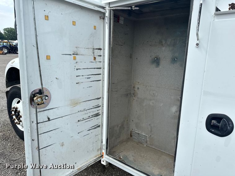 image for item EG1625 2012 Freightliner  Business Class M2 utility / service truck